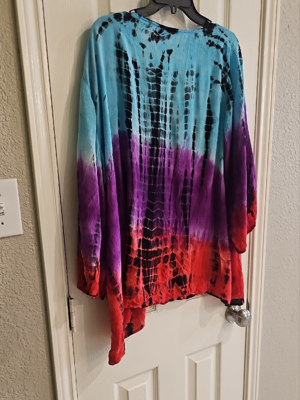 Greater Good Tie-Dye V-Neck Gauzy Tunic Top - Aqua, Purple & Red L/XL - Picture 10 of 14